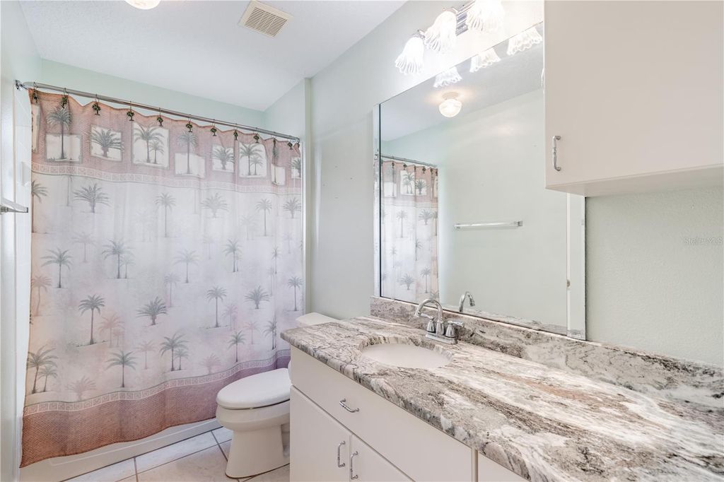 Image 19 of property listing at 5732 FREEPORT DRIVE, Tavares, FL 32778