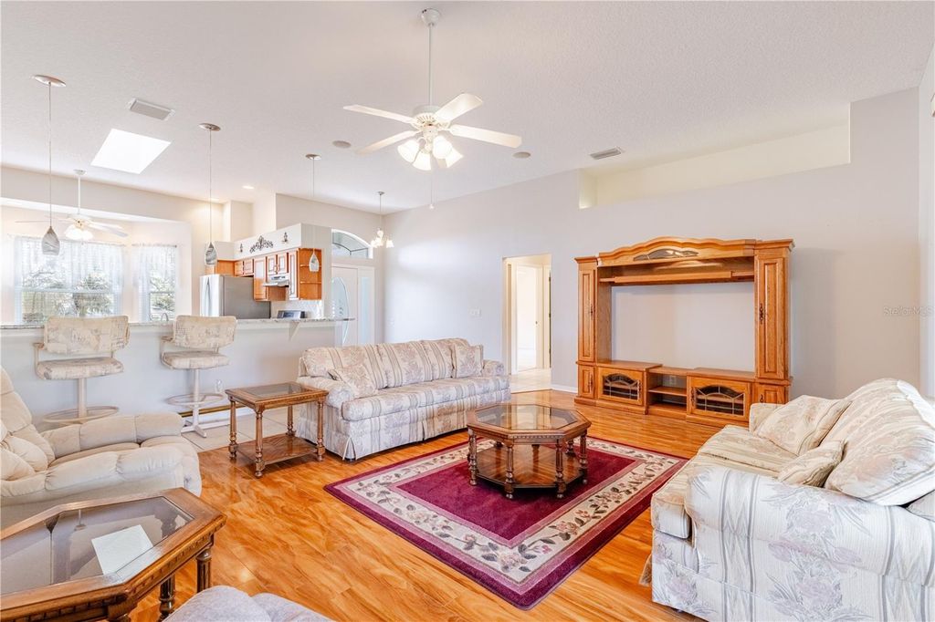 Image 3 of property listing at 5732 FREEPORT DRIVE, Tavares, FL 32778