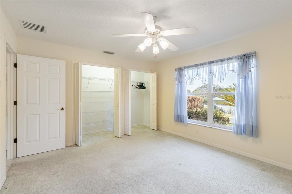 Image 21 of property listing at 5732 FREEPORT DRIVE, Tavares, FL 32778