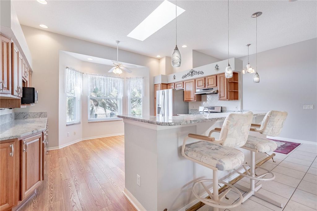 Image 4 of property listing at 5732 FREEPORT DRIVE, Tavares, FL 32778