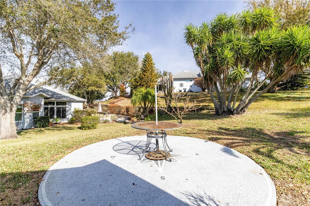 Image 31 of property listing at 5732 FREEPORT DRIVE, Tavares, FL 32778