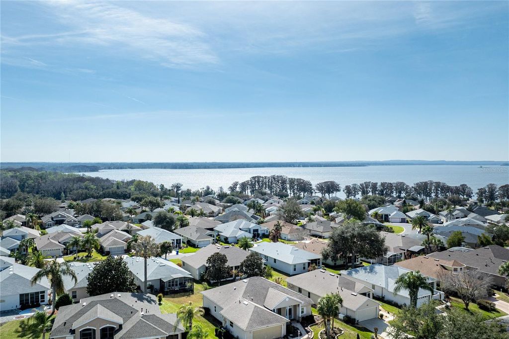 Image 39 of property listing at 5732 FREEPORT DRIVE, Tavares, FL 32778