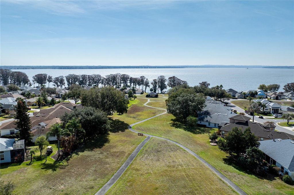 Image 46 of property listing at 5732 FREEPORT DRIVE, Tavares, FL 32778