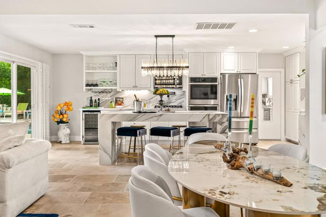 74916 Canterbury Court, Palm Desert, CA 92260