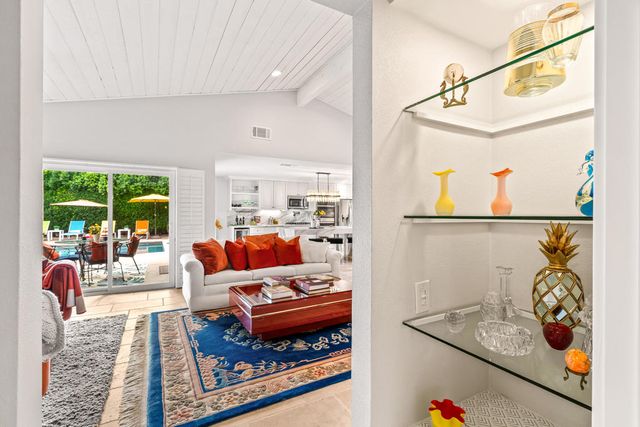 74916 Canterbury Court, Palm Desert, CA 92260