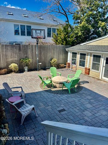 225 Pearl Street, Beach Haven, NJ 08008