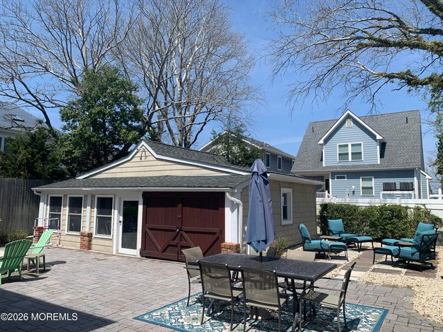 225 Pearl Street, Beach Haven, NJ 08008