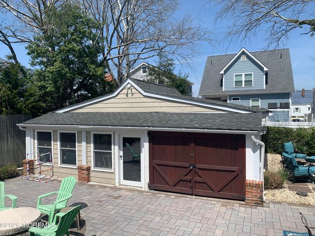 225 Pearl Street, Beach Haven, NJ 08008