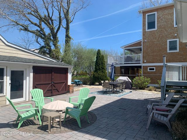 225 Pearl Street, Beach Haven, NJ 08008