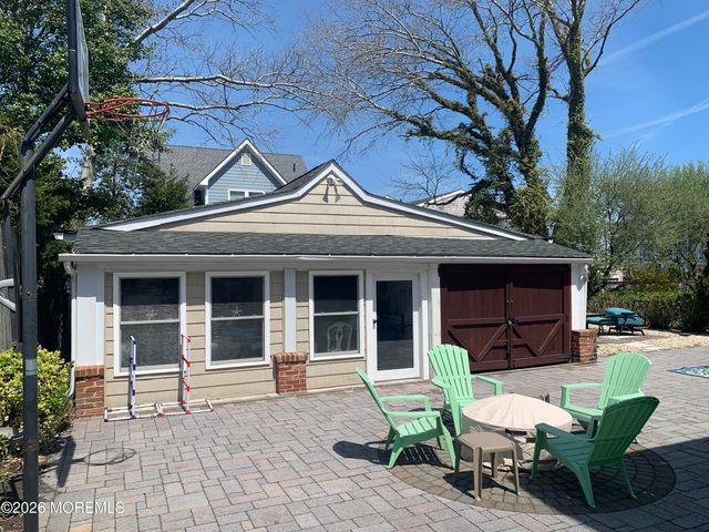 225 Pearl Street, Beach Haven, NJ 08008