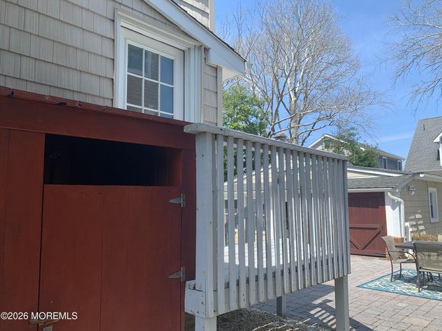 225 Pearl Street, Beach Haven, NJ 08008