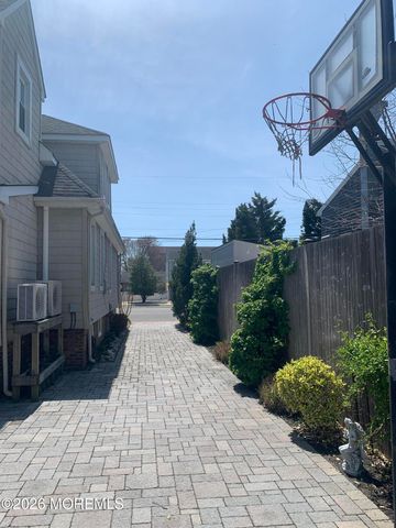 225 Pearl Street, Beach Haven, NJ 08008