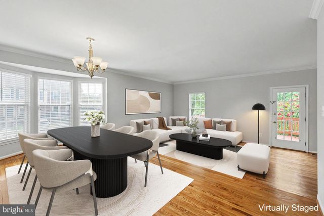 5227 DUNSTABLE LN, Alexandria, VA 22315