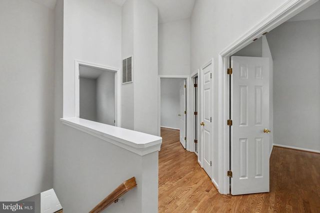 5227 DUNSTABLE LN, Alexandria, VA 22315