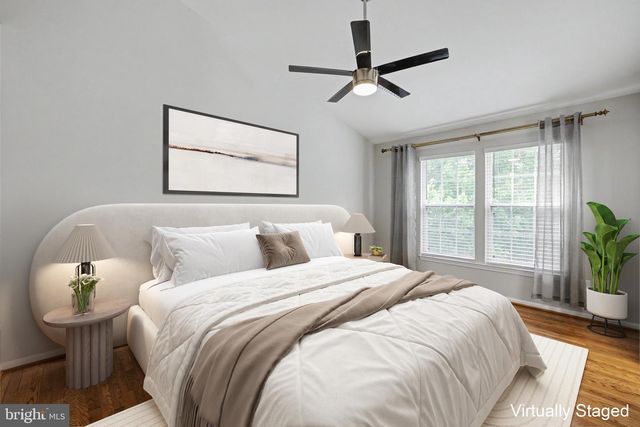 5227 DUNSTABLE LN, Alexandria, VA 22315