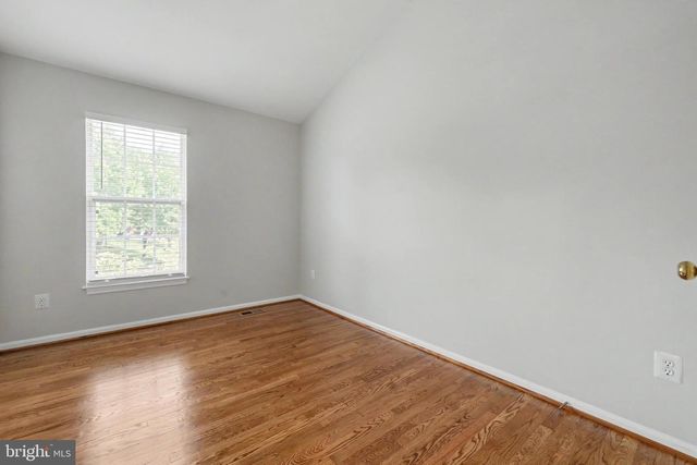 5227 DUNSTABLE LN, Alexandria, VA 22315