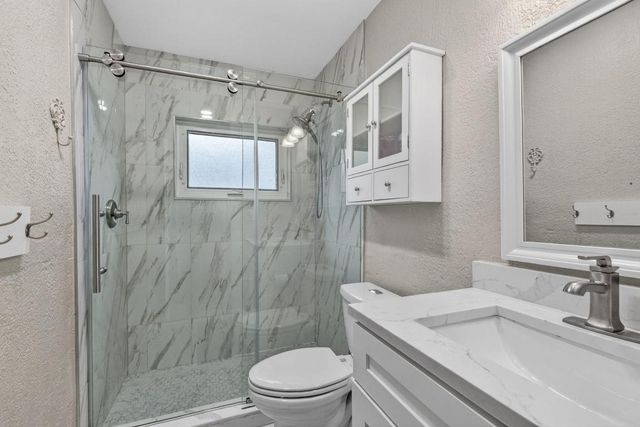 7101 NW 98th Terrace, Tamarac, FL 33321