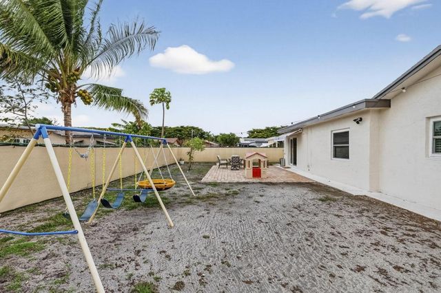 7101 NW 98th Terrace, Tamarac, FL 33321