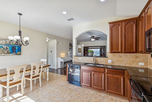 506 Austin Lane, Lavon, TX 75166