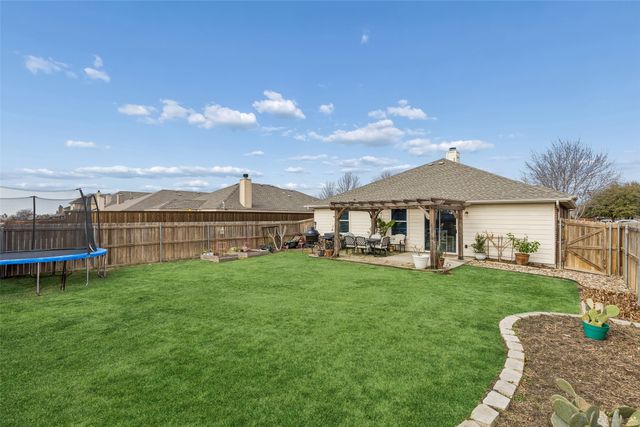 506 Austin Lane, Lavon, TX 75166