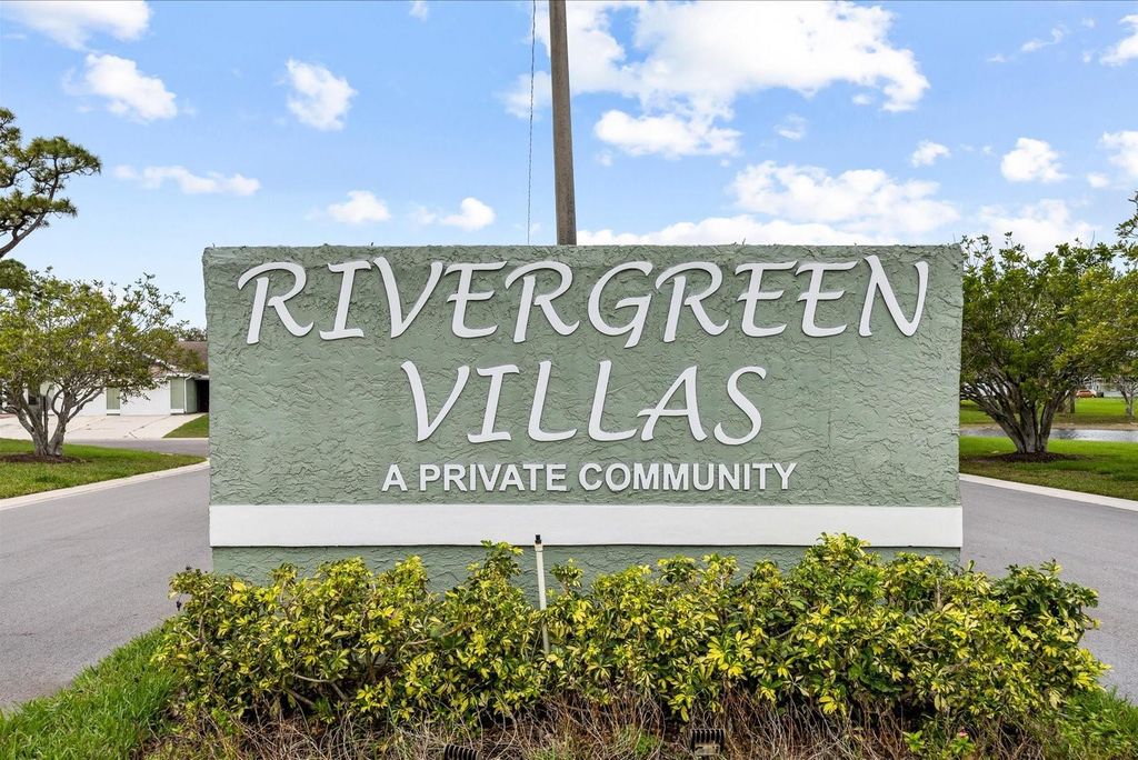 Image 29 of property listing at 1417 SE RIVERGREEN CIRCLE, Port St Lucie, FL 34952