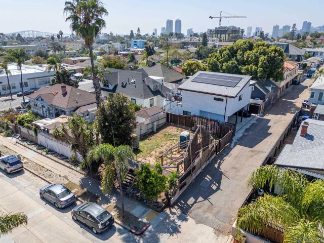 1224 27th, San Diego, CA 92102