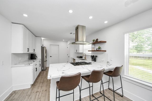 7003 Darien Street, Houston, TX 77028