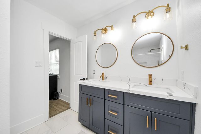 7003 Darien Street, Houston, TX 77028