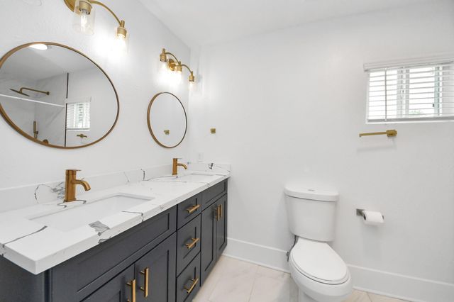 7003 Darien Street, Houston, TX 77028