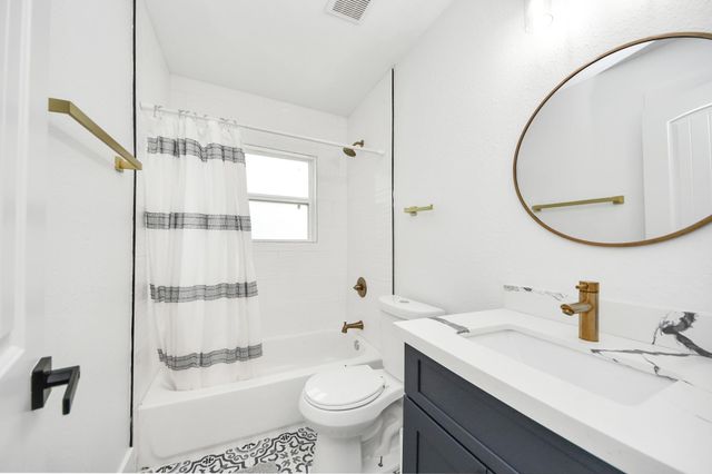 7003 Darien Street, Houston, TX 77028