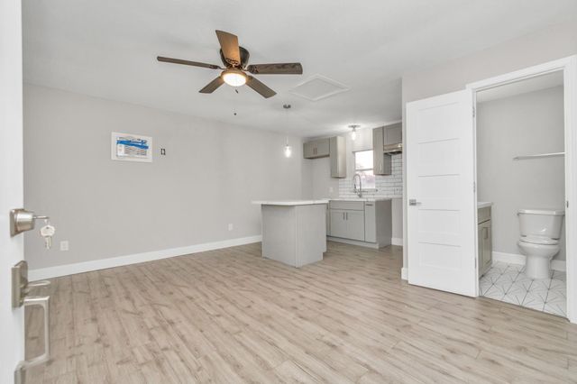 7003 Darien Street, Houston, TX 77028