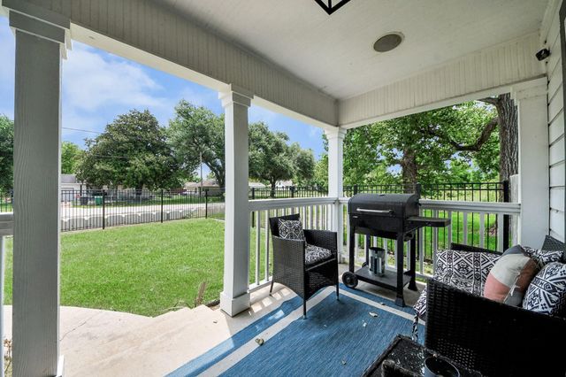 7003 Darien Street, Houston, TX 77028
