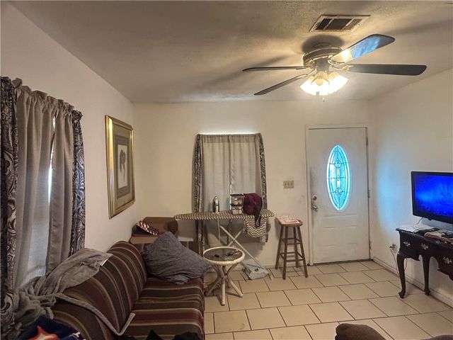 3404 Lee Street, Brunswick, GA 31520