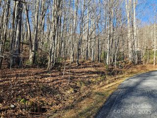 000 Serenity Drive 27, Waynesville, NC 28785
