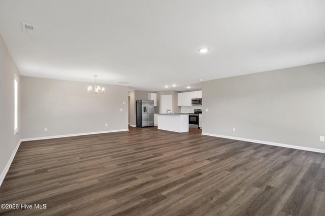 8 W Emily Gardens Drive, Selma, NC 27576