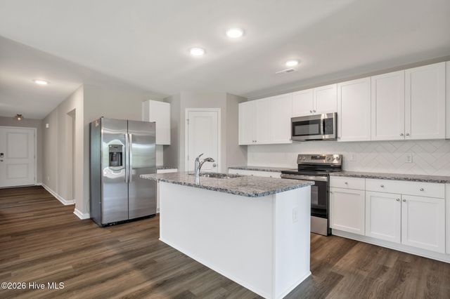 8 W Emily Gardens Drive, Selma, NC 27576