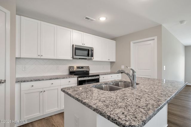 8 W Emily Gardens Drive, Selma, NC 27576