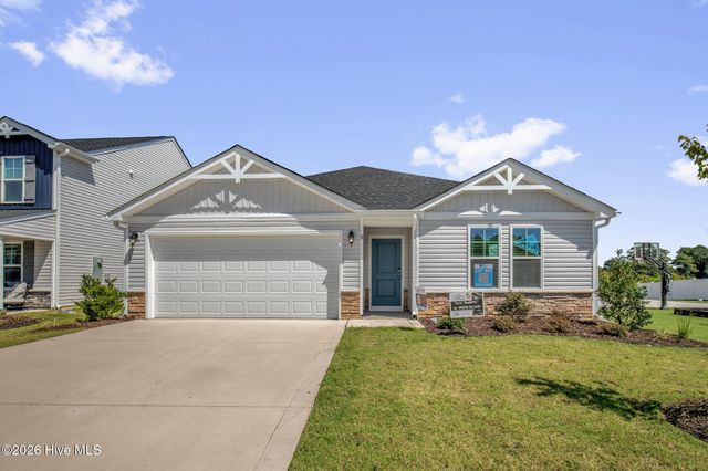 8 W Emily Gardens Drive, Selma, NC 27576