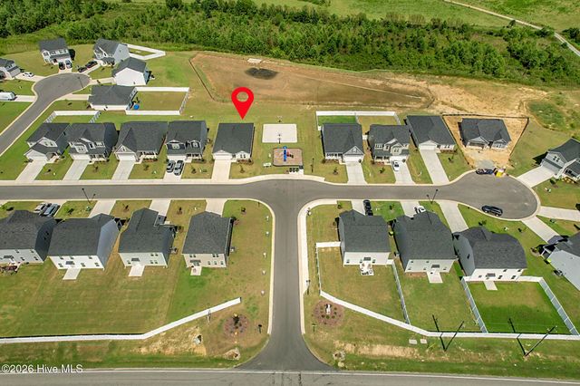 8 W Emily Gardens Drive, Selma, NC 27576