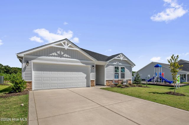 8 W Emily Gardens Drive, Selma, NC 27576