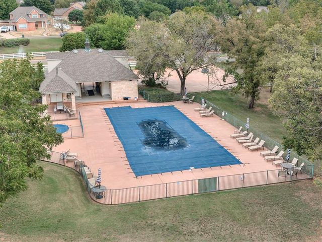 3641 Equestrian Court, Edmond, OK 73034