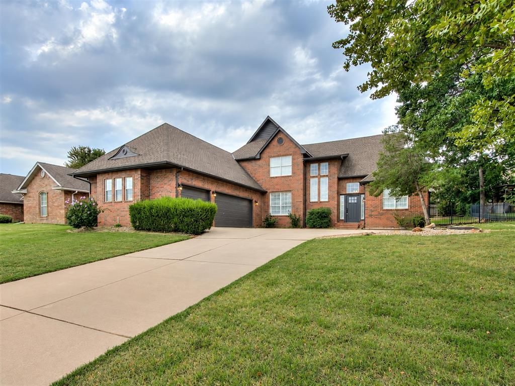 3641 Equestrian Court, Edmond, OK 73034