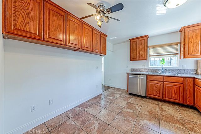 1812 W 48th, Los Angeles, CA 90062