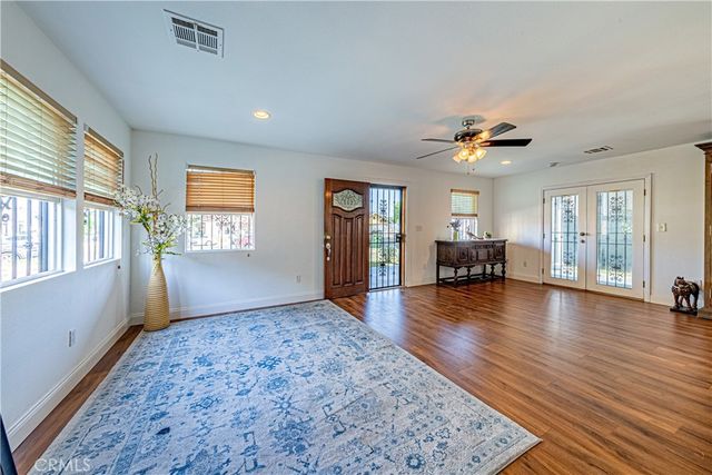 1812 W 48th, Los Angeles, CA 90062