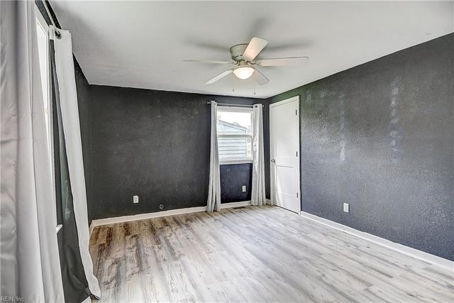 1415 Blythewood Ln, Suffolk, VA 23434