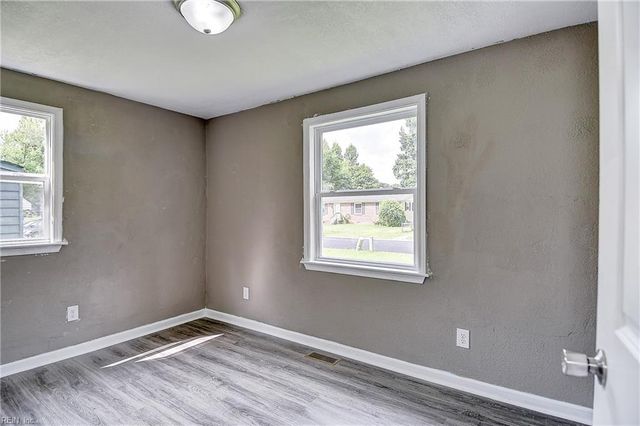 1415 Blythewood Ln, Suffolk, VA 23434