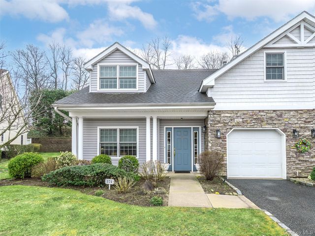 174 Pond View Drive, Port Washington, NY 11050