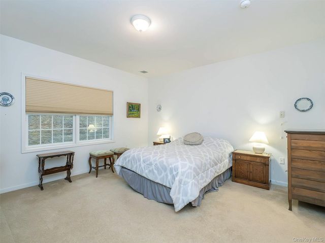 174 Pond View Drive, Port Washington, NY 11050