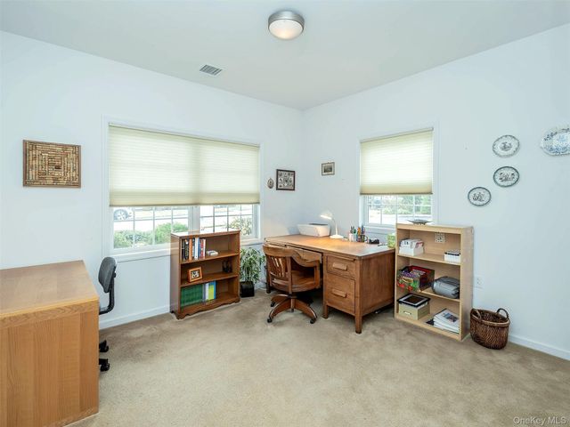 174 Pond View Drive, Port Washington, NY 11050