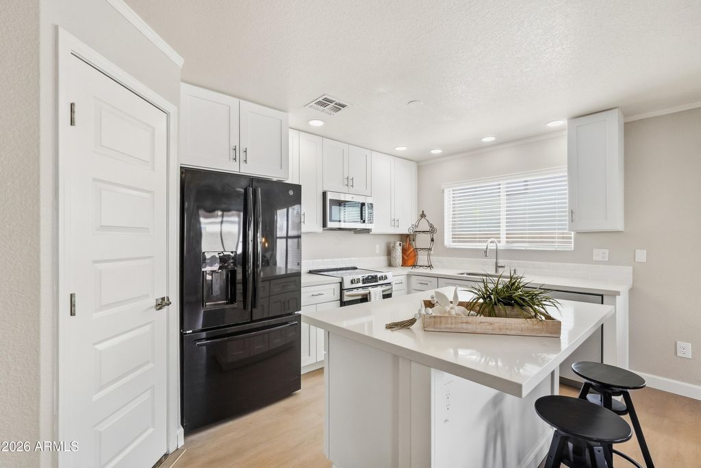 2303 E 35TH Avenue, Apache Junction, AZ 85119 — photo 4